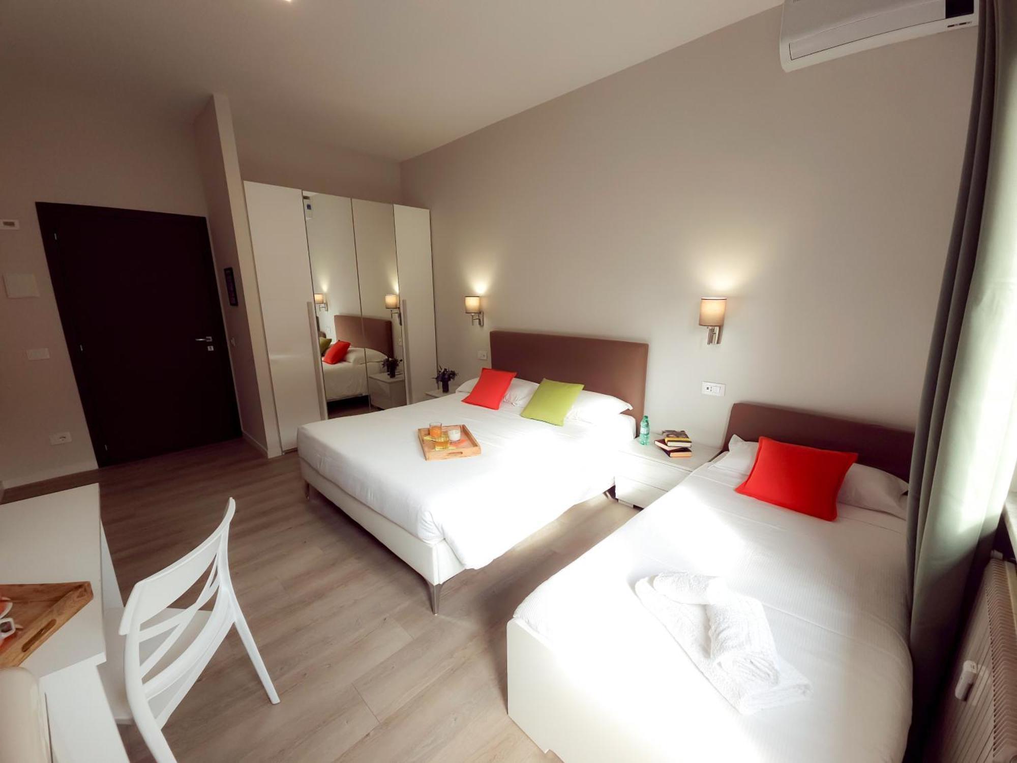 Piol Guest House Рим Екстериор снимка