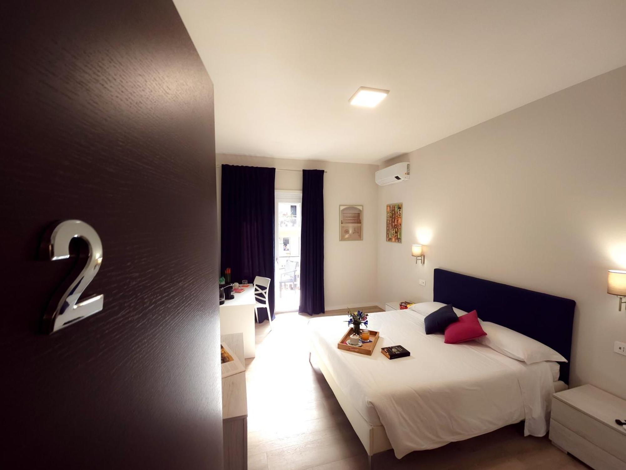Piol Guest House Рим Екстериор снимка