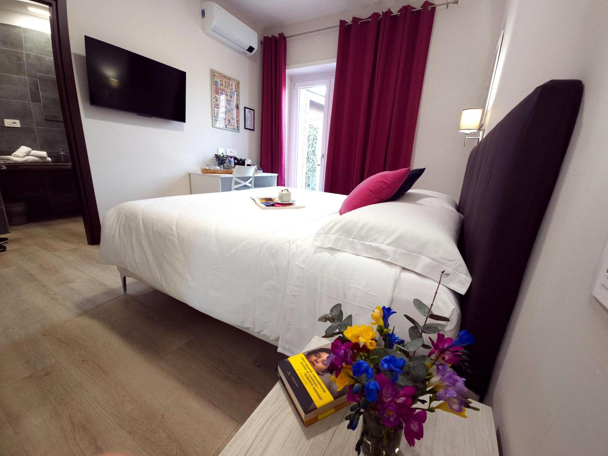 Piol Guest House Рим Екстериор снимка